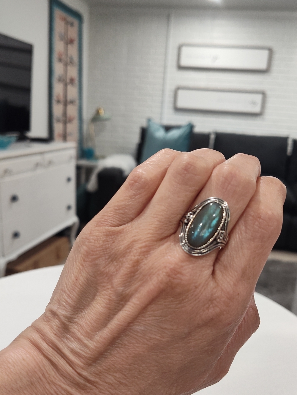 Sterling Silver Labradorite Oval Statement Ring - Blue-Green